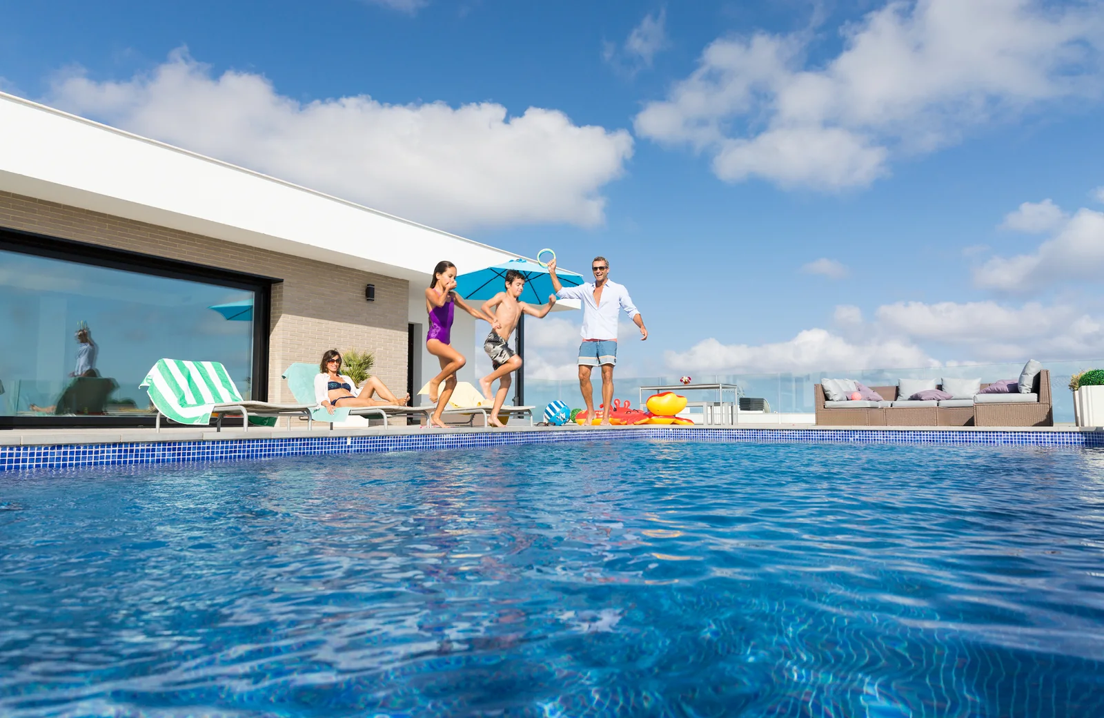 Interhome Summer Photo Shoot